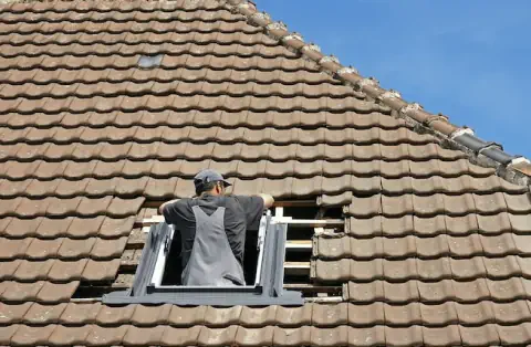Pose de velux - Fontaines-en-Sologne